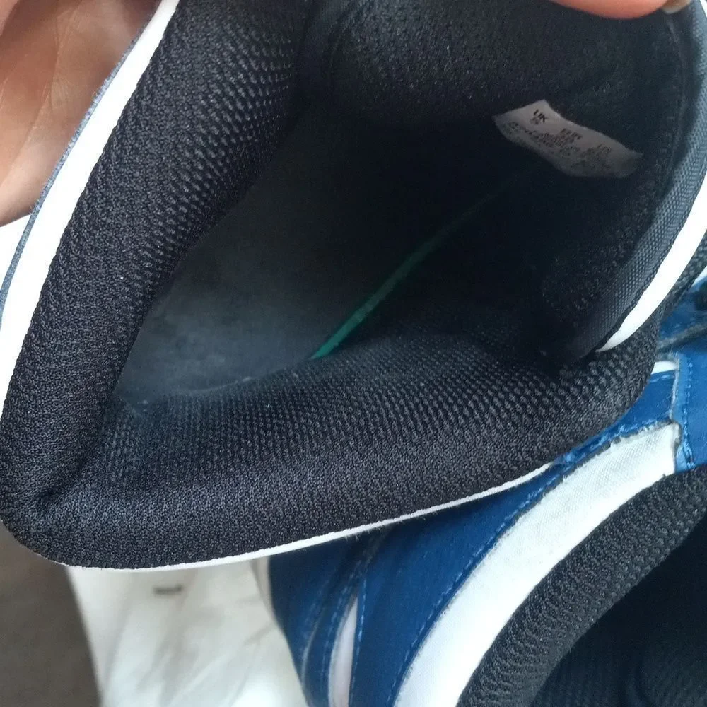 Puma 6 Mens White and Blue